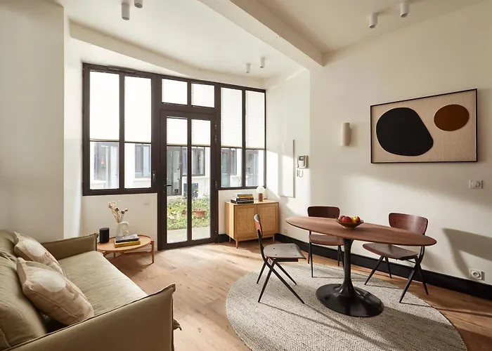 Cosy 1Br With Outside Space Near Canal Saint Martin