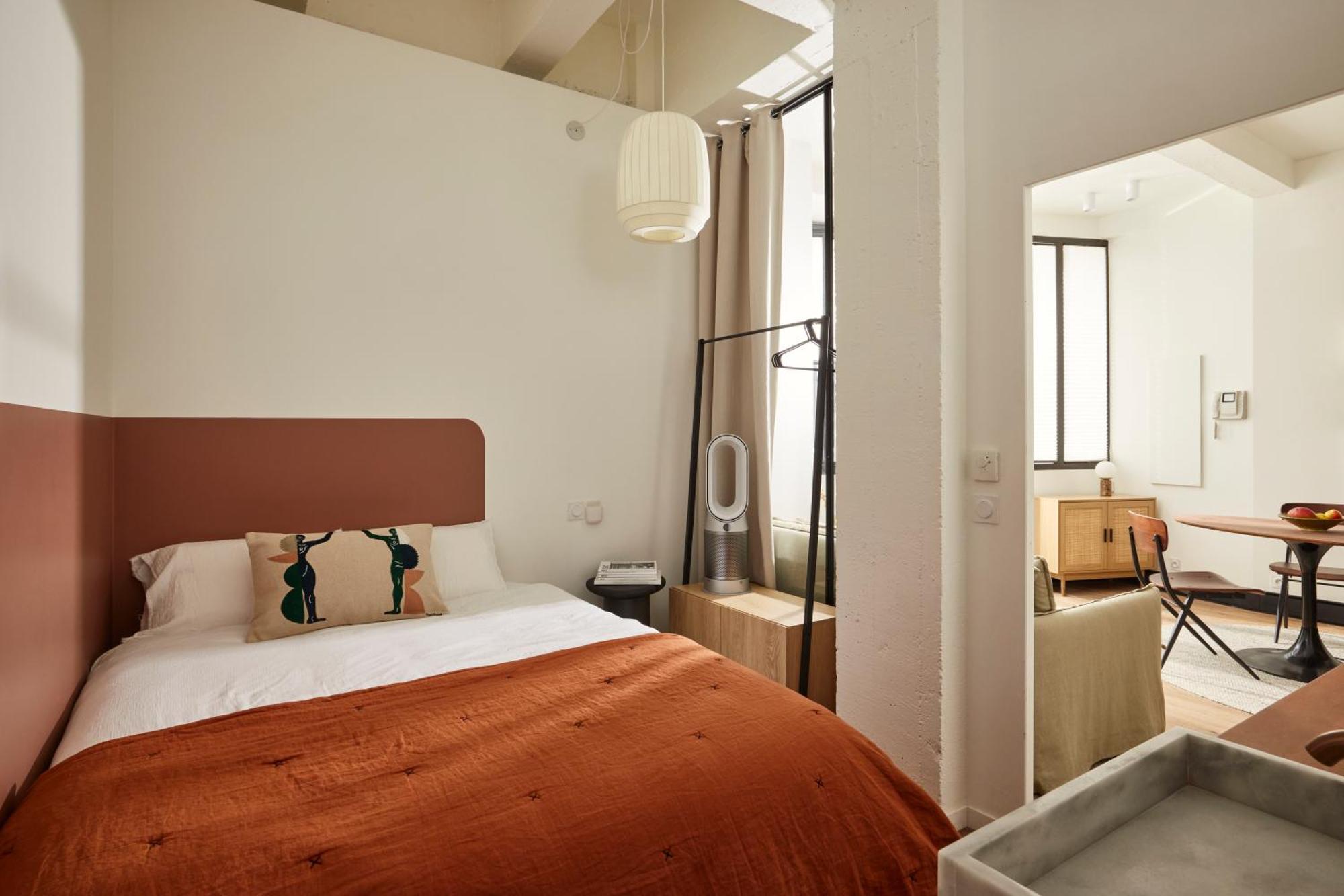 Cosy 1br With Outside Space Near Canal Saint Martin Apartamento